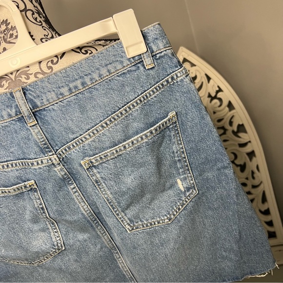Free People Boho Distressed Hallie Denim Skirt Size 30/10 - Picture 9 of 12